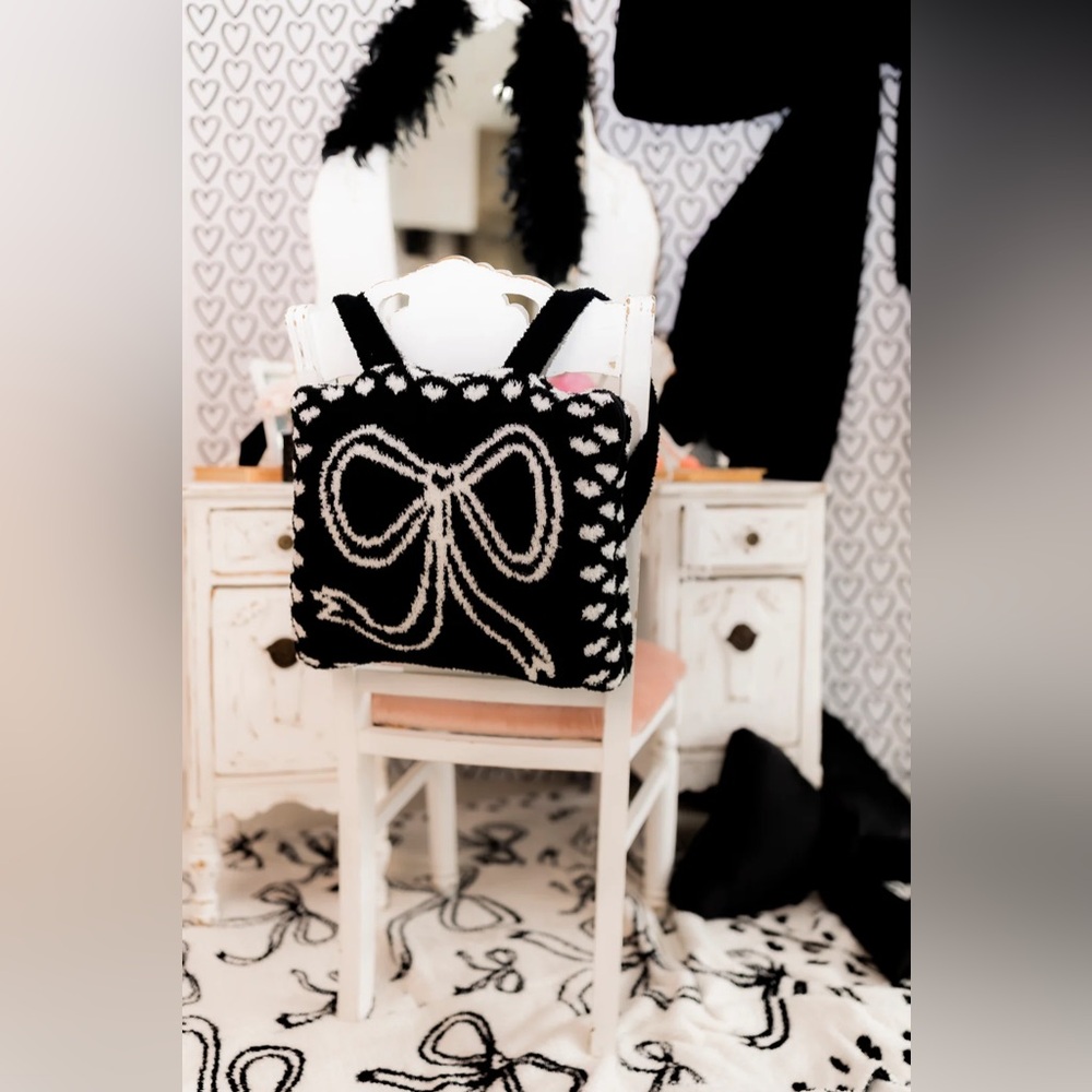 Kids Bow Backpack Quillow - StayKation - Sold out style